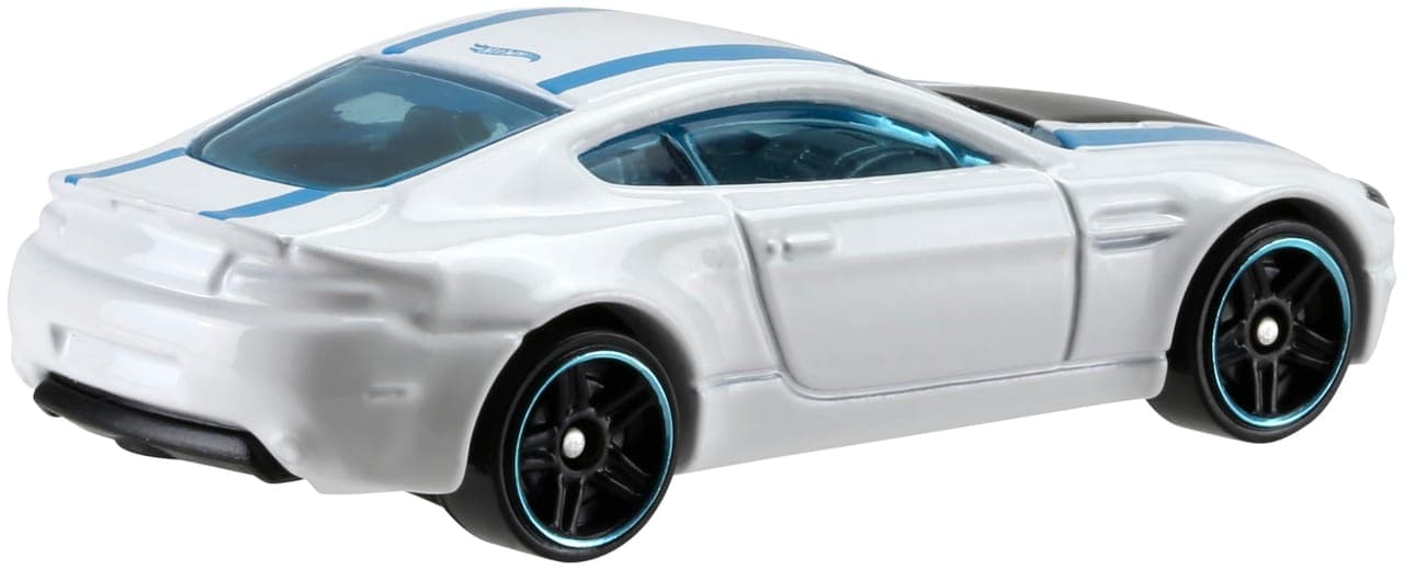 Aston Martin V8 Vantage 3